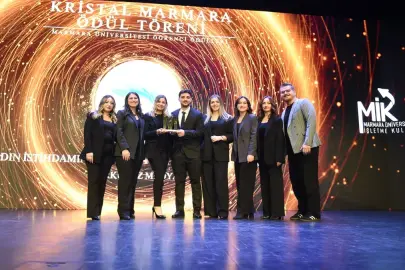 Turkuvaz Medya Grubu ve İdefix Kristal Marmara Ödülleri’nde çifte başarıya imza attı