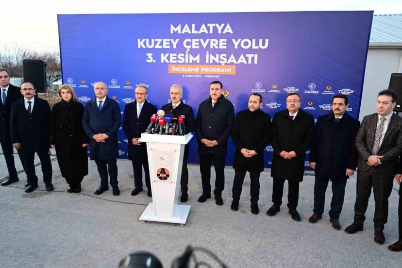Ulaştırma ve Altyapı Bakanı Uraloğlu, Malatya Kuzey Çevre Yolu şantiyesinde inceleme yaptı