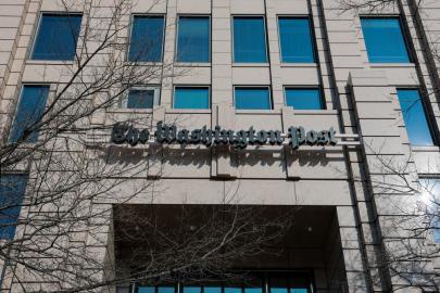Washington Post'ta yüzlerce gazeteciyi işten çıkaran CEO istifa etti