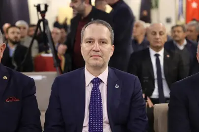 Yeniden Refah Partisi Genel Başkanı Erbakan, Mardin'de Fehim Adak'ı anma programına katıldı