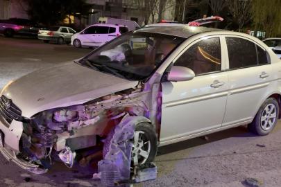 Alkollü şekilde kaza yaptı. Aday sürücünün ehliyeti daimi olarak iptal oldu