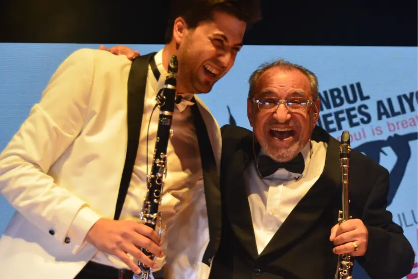 Bayram sabahlarına nefes verecek albüm