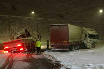 Bitlis’te kar yağışı kazaları da beraberinde getirdi