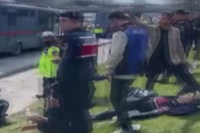 Cezaevi araçları TEM'de kaza yaptı: Yaralılar var