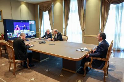 Cumhurbaşkanı Yardımcısı Cevdet Yılmaz: Üçüncü ülkeleri de hedef alan saldırıları kınıyoruz