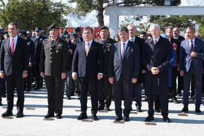 Erzincan’da 18 Mart Töreni: Şehitler dualarla anıldı