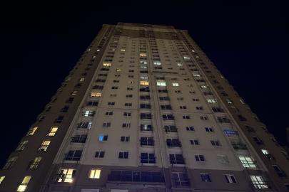 Esenyurt'ta korkunç ölüm. 35 katlı binadan düştü