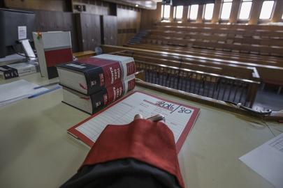 Evindeki doğalgaz borusunu kesti. 132 yıla kadar hapis istemiyle yargılanıyor