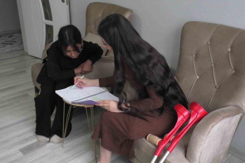 Hayata iki kez tutundu, şimdi adım atmak istiyor