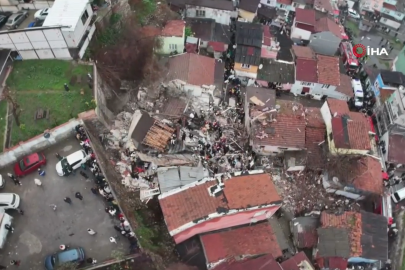 İstanbul Fatih'te patlama sonrası iki bina çöktü. Yaralılar var