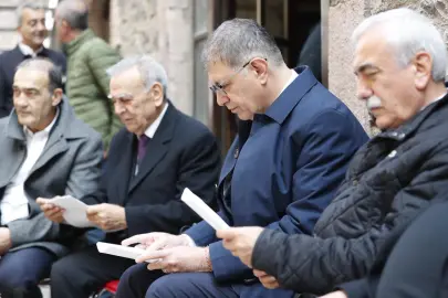 İzmir'de eski başkan Kocaoğlu’dan 'Meslek Fabrikası' desteği