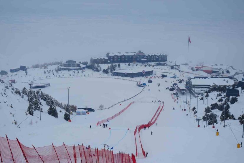 Kar rekoru Ergan ve Palandöken’de: 276 santimetre