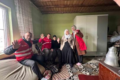 Kızılay Muradiye Şubesinden yaşlılar ziyaret