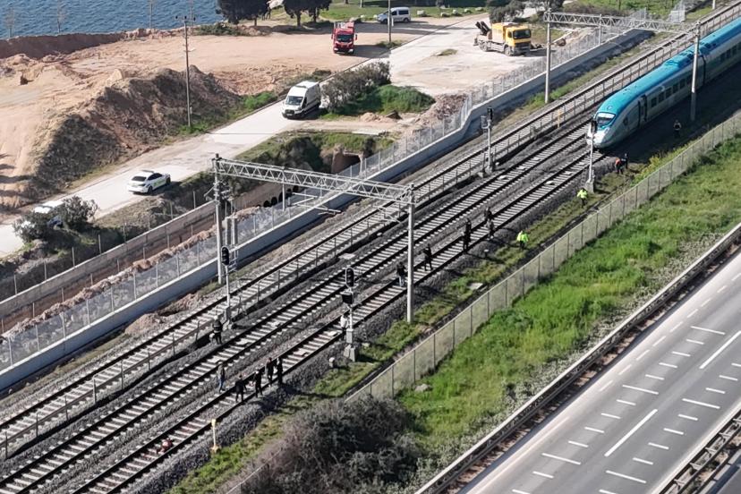 Kocaeli'de YHT'nin çarptığı kişi hayatını yitirdi