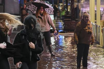 Meteorolojiden sel ve fırtına uyarısı