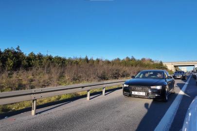 Pes dedirten görüntü: 30 dakikada 60 araç kuralları hiçe saydı