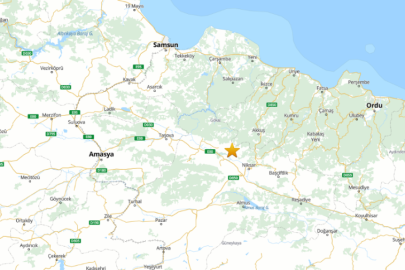 Son dakika.Tokat gece yarısı 5.5 büyüklüğünde depremle sallandı. Can kaybı yaşanmadı, okullar tatil 