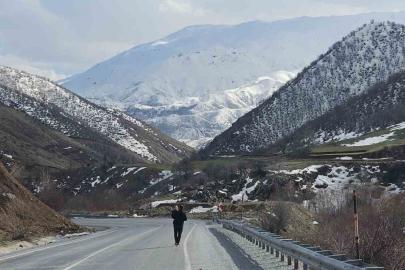 Tatvan ile Hizan arasındaki eşsiz manzaralar hayran bırakıyor