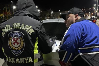 Trafik cezaları yeni anlaşıldı. Tutanağı gören şoka uğruyor. 200 bin lira ceza ödeyen de var.