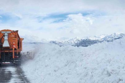 Tunceli’de 4 köy yolunda çalışmalar sürüyor