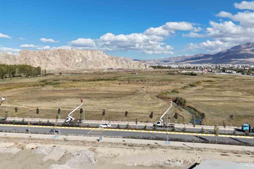 VEDAŞ’tan gündüz yanan aydınlatma açıklaması