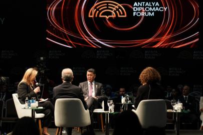 ADF'de Aşırı Üretim, Yetersiz Beslenme paneli düzenlendi