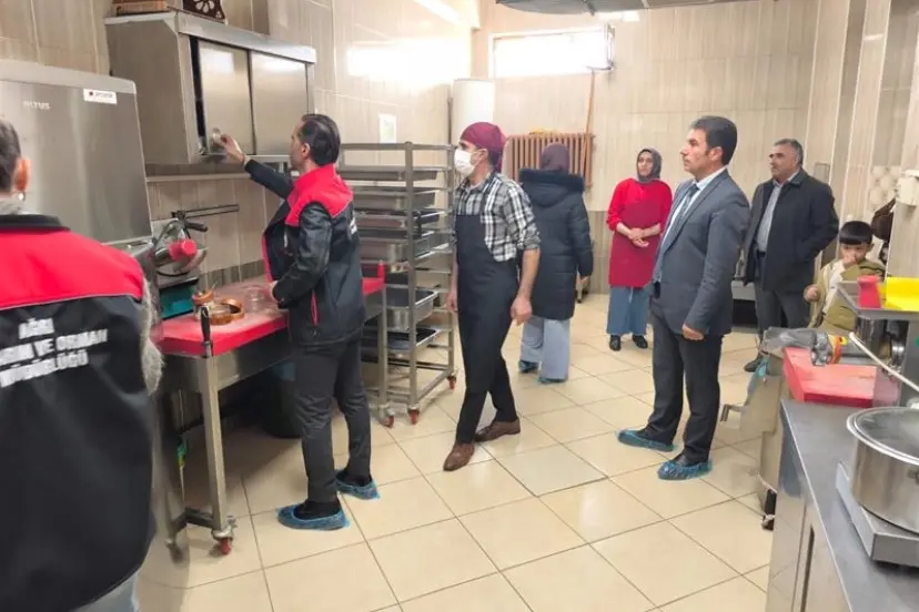 Ağrı’da öğrenci yurtları ve pansiyonlara gıda denetimi