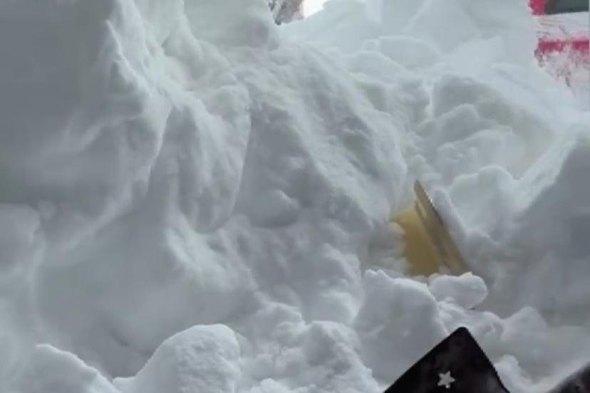 Bahar ayında kış manzarası: Karadağ’da nefes kesen çalışma