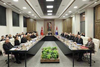 Bakan Çiftçi'den Jandarma ve Sahil Güvenlik Akademisi'ne ziyaret