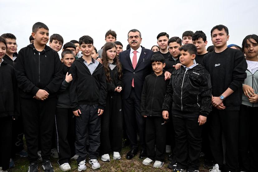 Bakan Tekin: Okullara gelecek yeni güvenlik tedbirleri yakında kamuoyuyla paylaşılacak