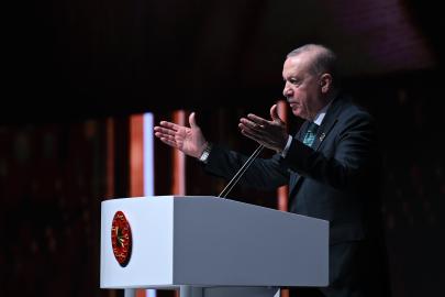 Cumhurbaşkanı Erdoğan'ın konuşması üç dilde kitaplaştırıldı