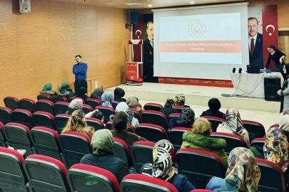 Elazığ’da ailenin korunmasına yönelik şiddetle mücadele eğitimi verildi