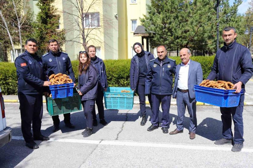 Gramajı eksik simitlere el konuldu