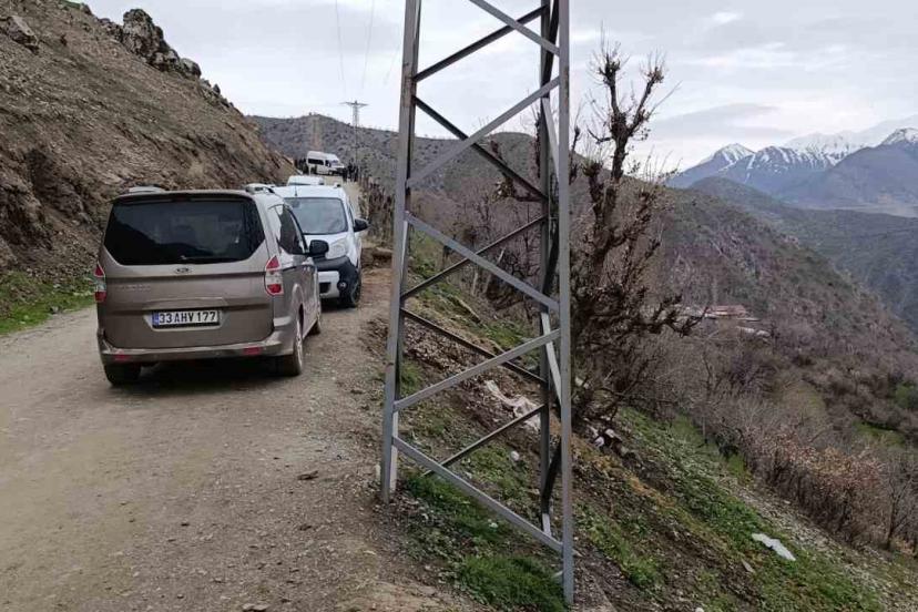 Hizan’da kaybolan 4 yaşındaki kız çocuğu için arama seferberliği