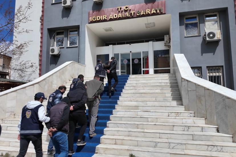 Iğdır’da göçmen kaçakçılığı şebekesine büyük darbe: 7 tutuklama