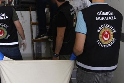 İstanbul Havalimanı'ndan kaçakçılık operasyonu. 4 gümrük memuru yakalandı