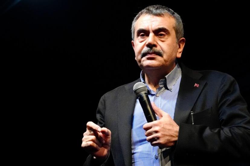 Milli Takım için yeni şarkıyı öğrenciler mi yazacak? Bakan Tekin açıkladı