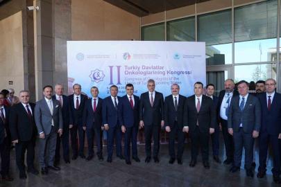 Rektör Hacımüftüoğlu, 2’nci Türk dili konuşan devletler onkologlar kongresine katıldı