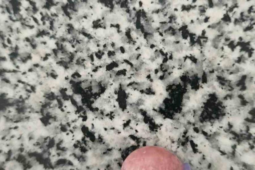 Şekerin içinden taş çıktı