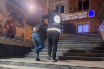 Sosyal medyada polis yeleği ile yayın yapan bir kişi gözaltına alındı