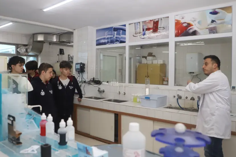 Trabzon’da öğrenciler su arıtma tesisini gezdi
