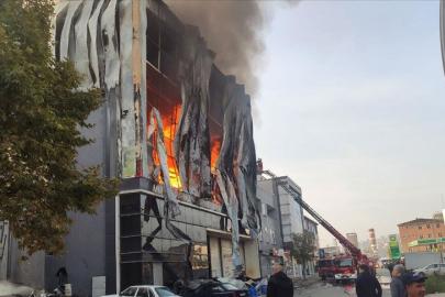 7 kişinin öldüğü fabrika yangını faciası. 3 kişi tahliye edildi