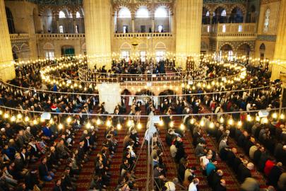 Bayram namazı saat kaçta? İstanbul, Ankara, İzmir ve tüm illerin Kurban Bayramı namaz saatleri