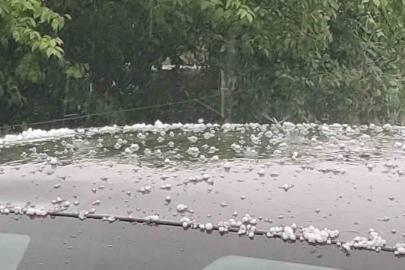 Bingöl’de dolu yağışı etkili oldu