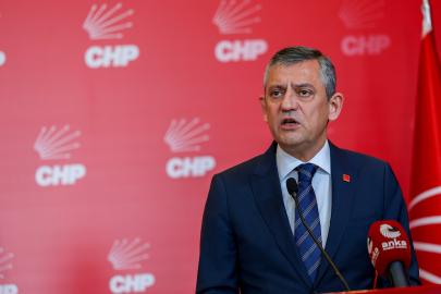 CHP Genel Merkezi'nde gerginlik. Özgür Özel: Buradan çıkmayacağız