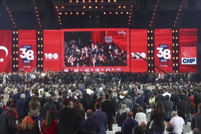 CHP'de kurultay tartışması. Özel ne istiyor Kılıçdaroğlu ne diyor? 