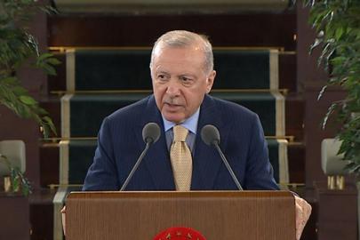 Cumhurbaşkanı Erdoğan: Türkiye Yüzyılı hedeflerimize giden yolda gençlerimizle kol kola yürümeyi sürdüreceğiz