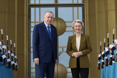 Cumhurbaşkanı Erdoğan, Ursula von der Leyen ile görüştü