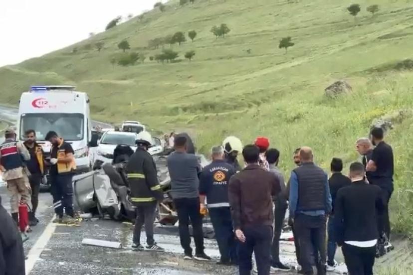 Elazığ’da feci kaza: 1 ölü, 3 yaralı