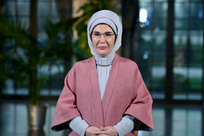 Emine Erdoğan'dan 19 Mayıs mesajı. "İstiklal uğruna başlatılan büyük mücadelenin adı"
